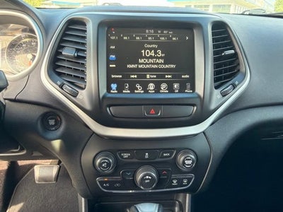 2018 Jeep Cherokee Latitude Plus FWD