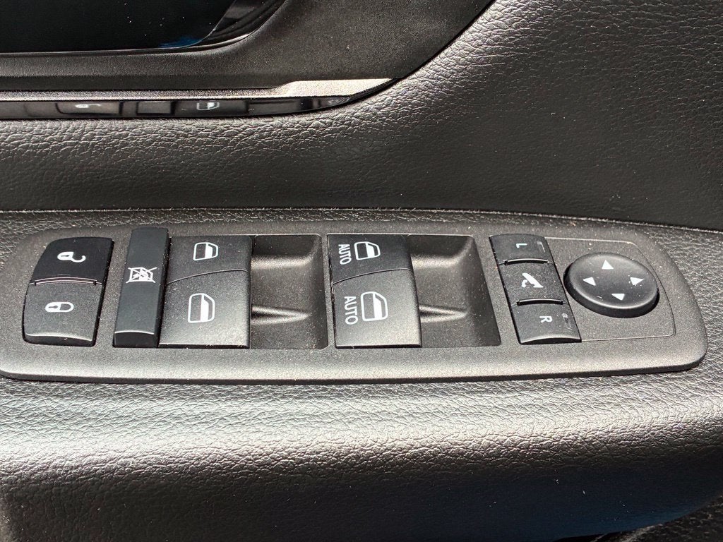 2023 RAM 1500 Big Horn Crew Cab 4x4 5'7" Box
