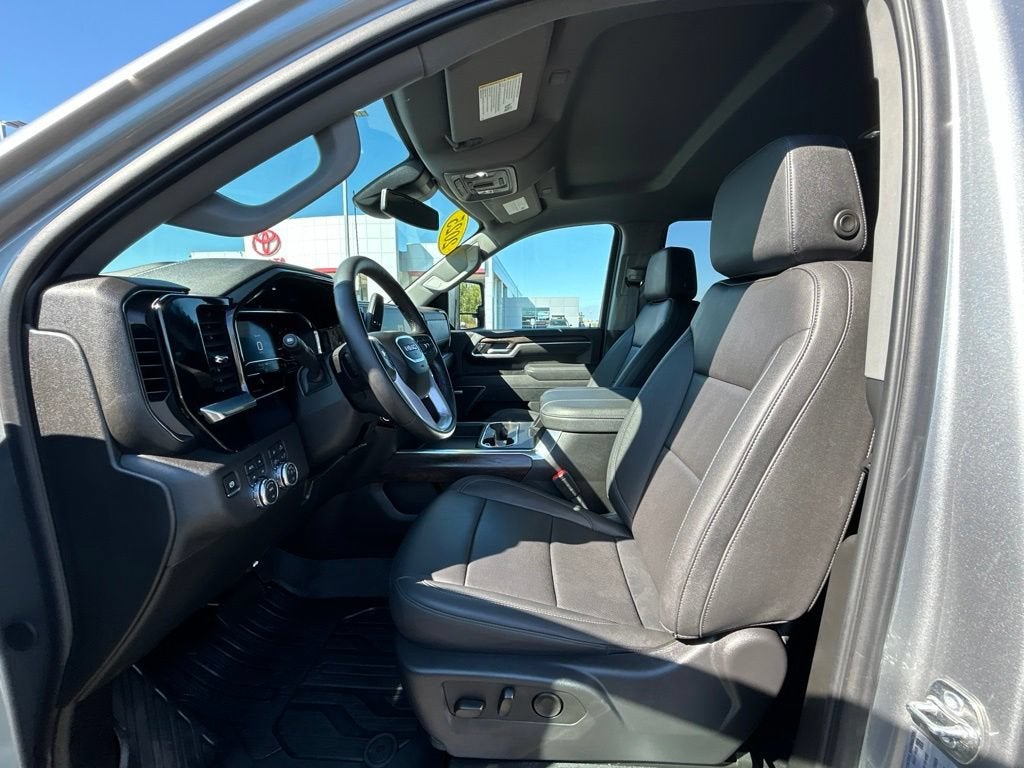 2025 GMC Sierra 3500 HD SLT