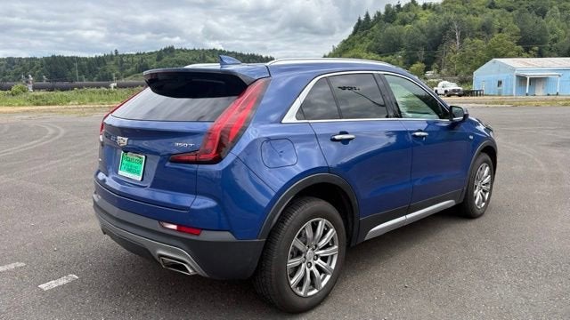 2022 Cadillac XT4 Premium Luxury