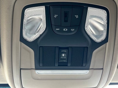 2020 RAM 3500 Tradesman Crew Cab 4x4 6'4" Box