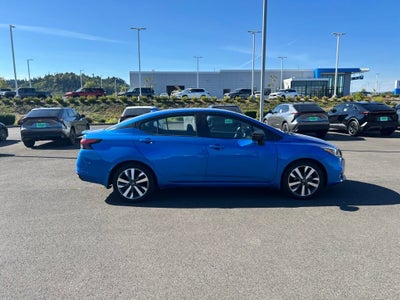 2021 Nissan Versa SR Xtronic CVT