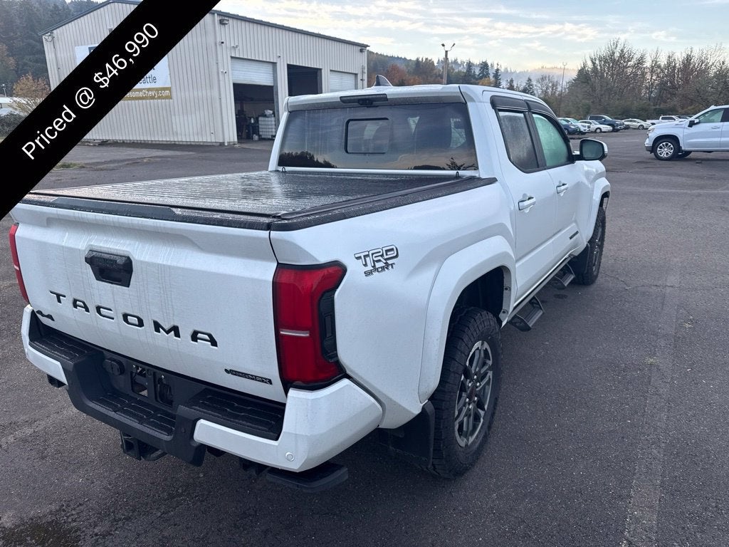 2025 Toyota Tacoma Hybrid TRD Sport 4WD