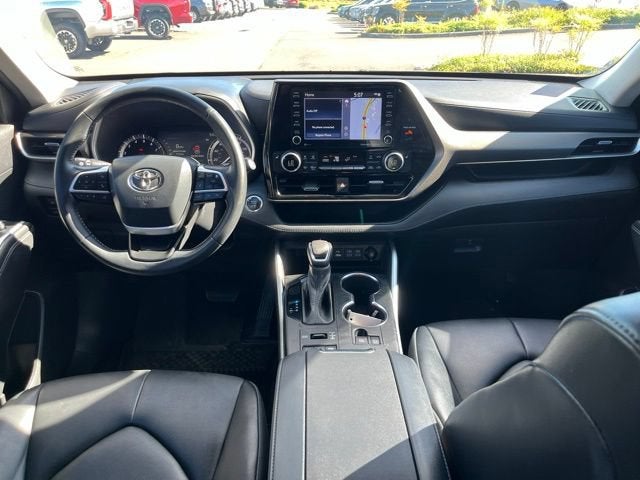 2022 Toyota Highlander XLE