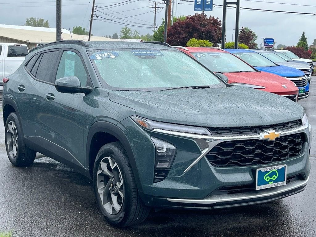 2025 Chevrolet Trax LT