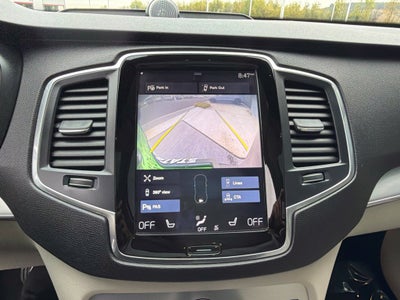 2017 Volvo XC90 T6 Momentum