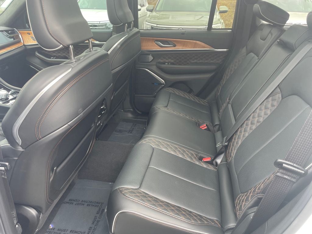 2025 Jeep Grand Cherokee Summit