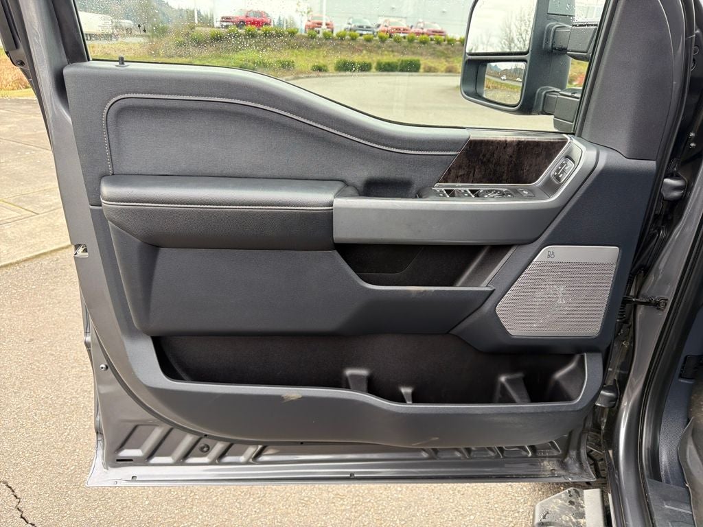 2023 Ford F-350SD Lariat DRW