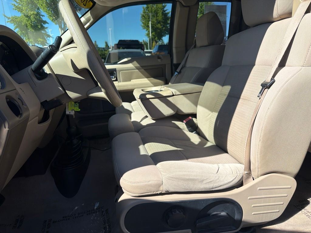 2004 Ford F-150 STX