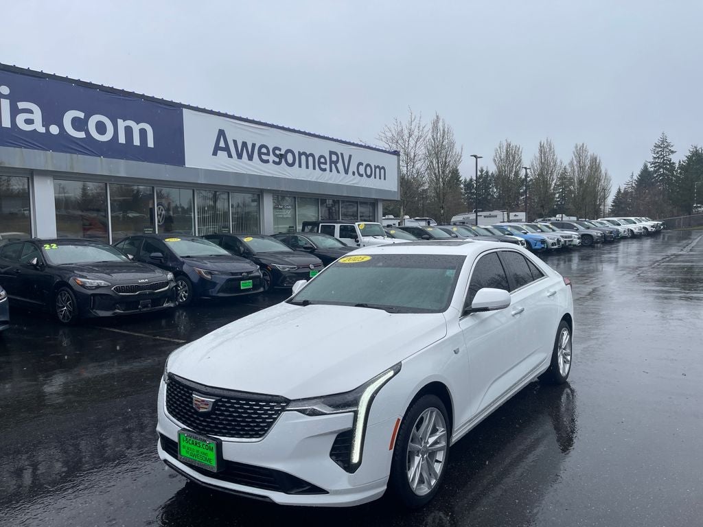 2025 Cadillac CT4 Luxury