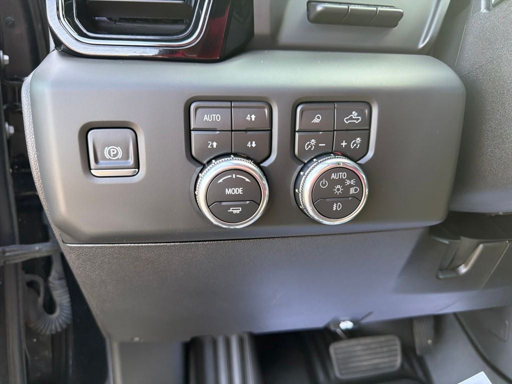 2026 GMC Sierra 3500HD AT4