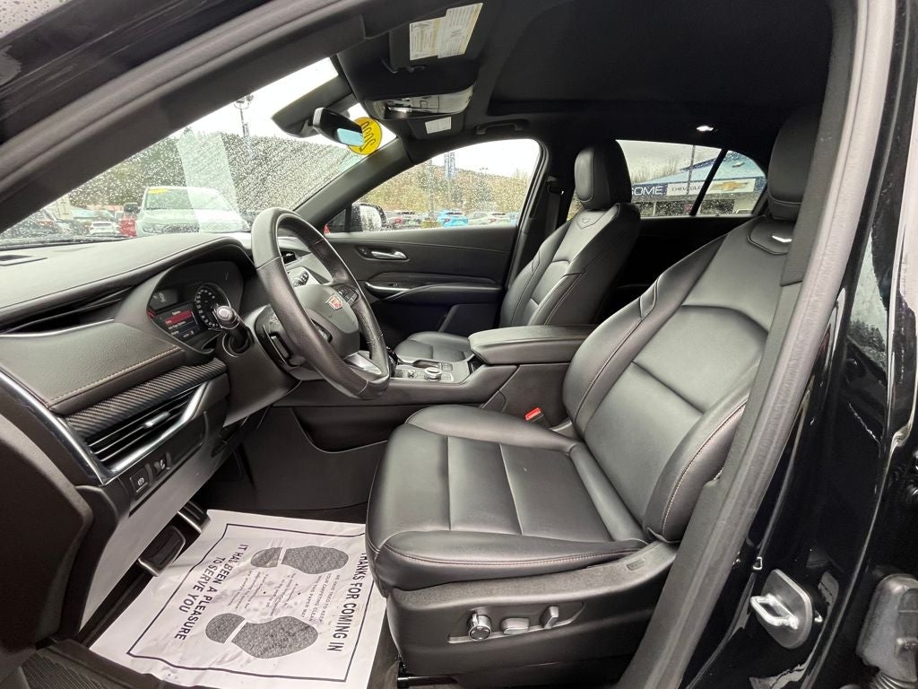 2023 Cadillac XT4 Sport