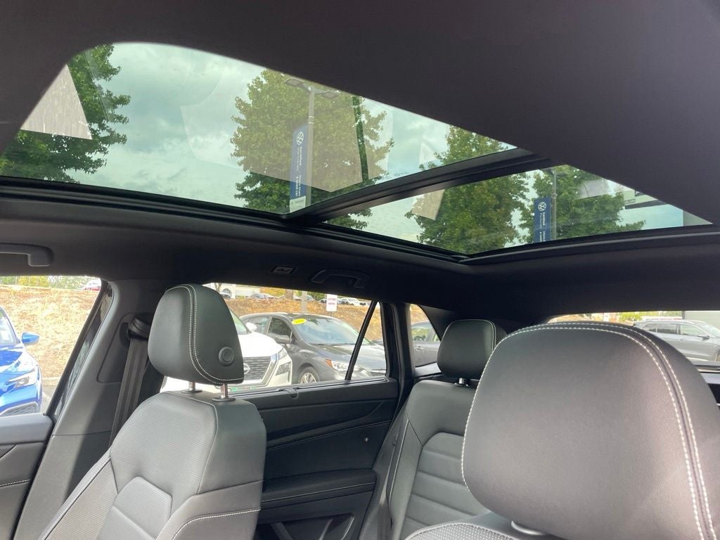 2026 Volkswagen Atlas Cross Sport SEL R-Line Black