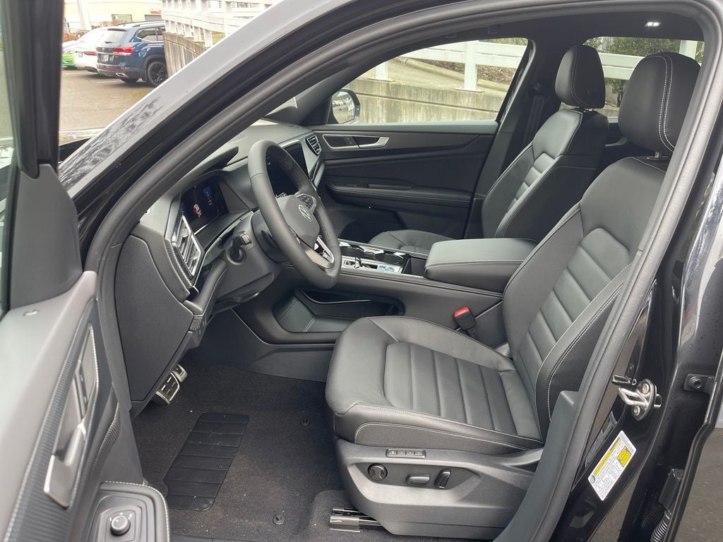 2026 Volkswagen Atlas Cross Sport 2.0T SEL R-Line Black