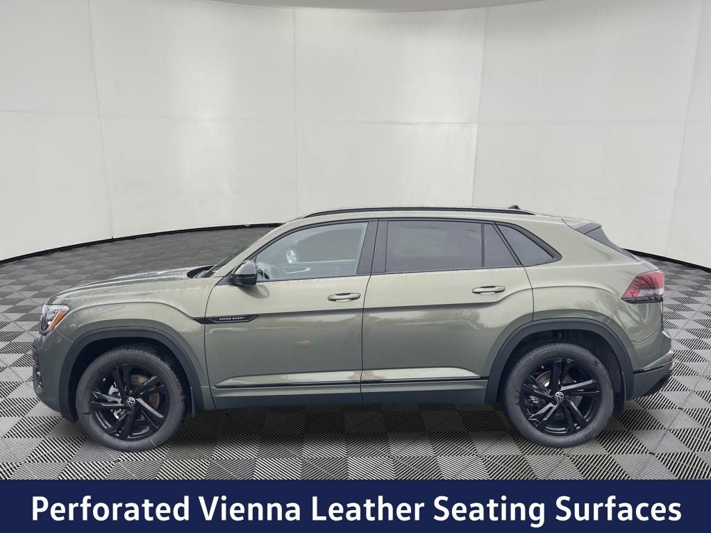 2026 Volkswagen Atlas Cross Sport 2.0T SEL R-Line Black