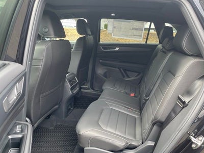 2026 Volkswagen Atlas Cross Sport 2.0T SEL R-Line Black