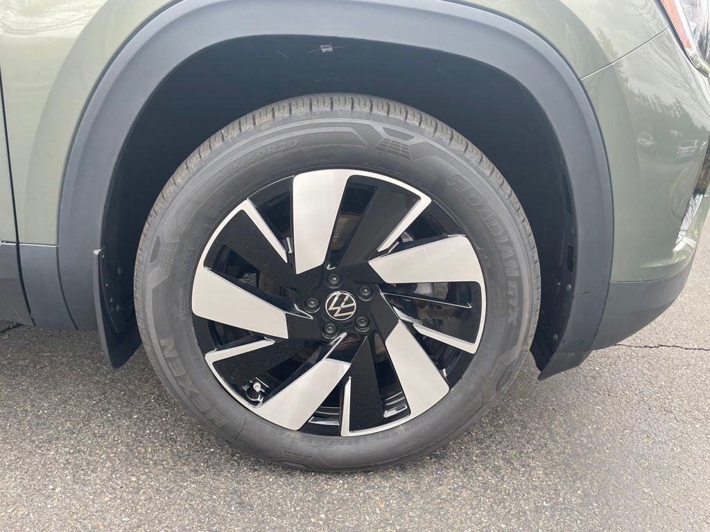 2026 Volkswagen Atlas Cross Sport 2.0T SEL