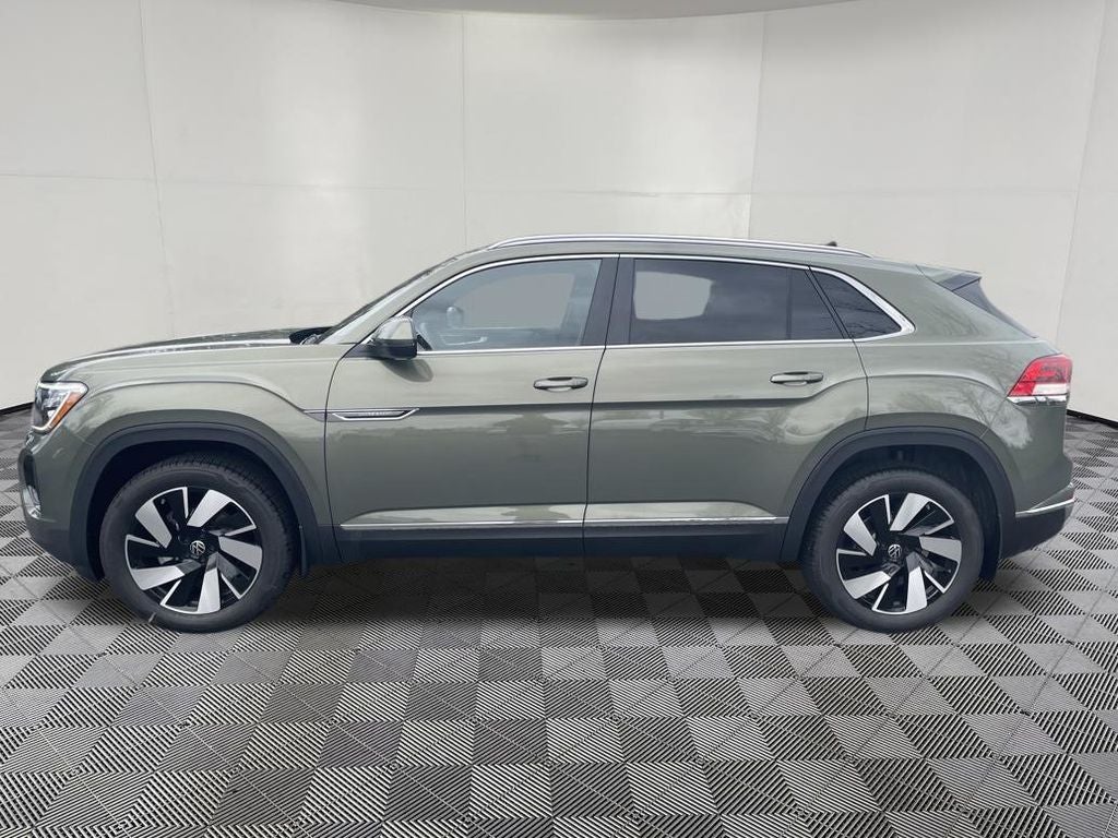2026 Volkswagen Atlas Cross Sport 2.0T SEL