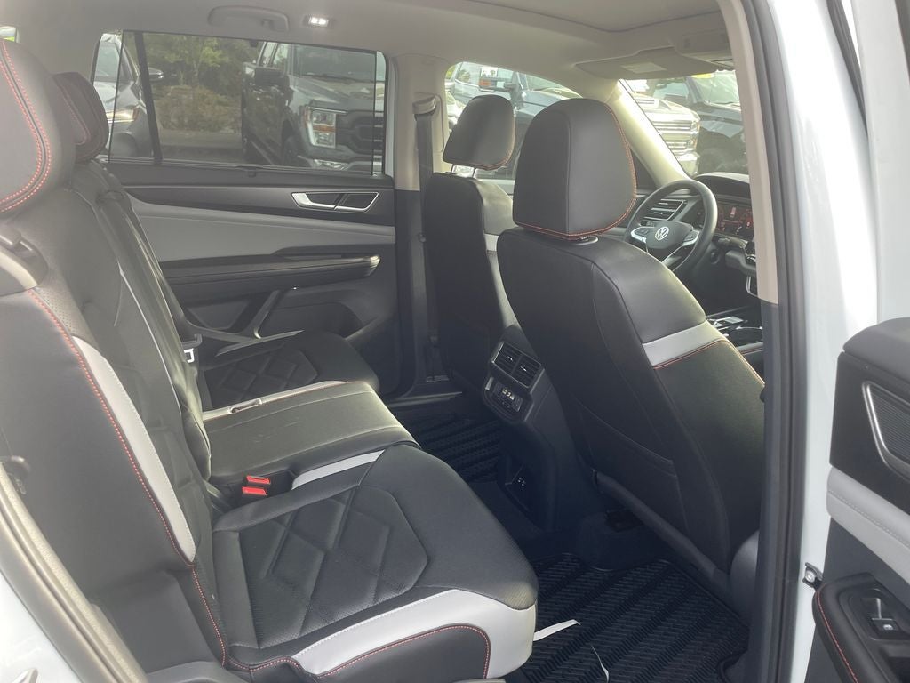 2026 Volkswagen Atlas 2.0T Peak Edition