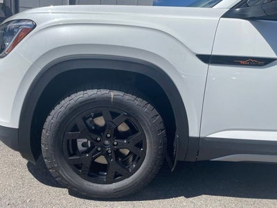 2026 Volkswagen Atlas 2.0T Peak Edition