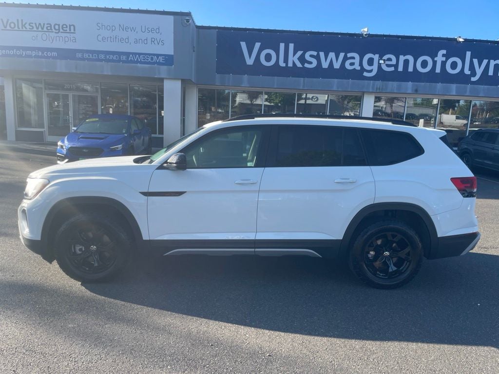 2024 Volkswagen Atlas 2.0T Peak Edition SE w/Technology