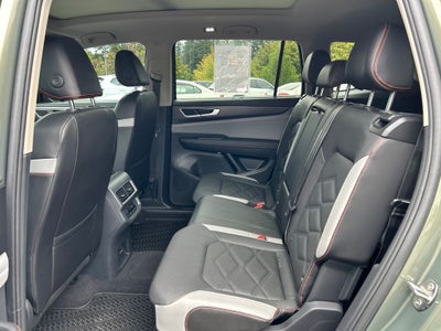 2024 Volkswagen Atlas 2.0T Peak Edition SE w/Technology