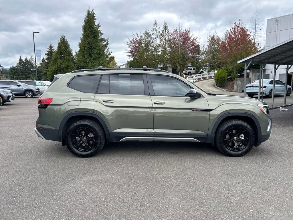 2024 Volkswagen Atlas 2.0T Peak Edition SE w/Technology