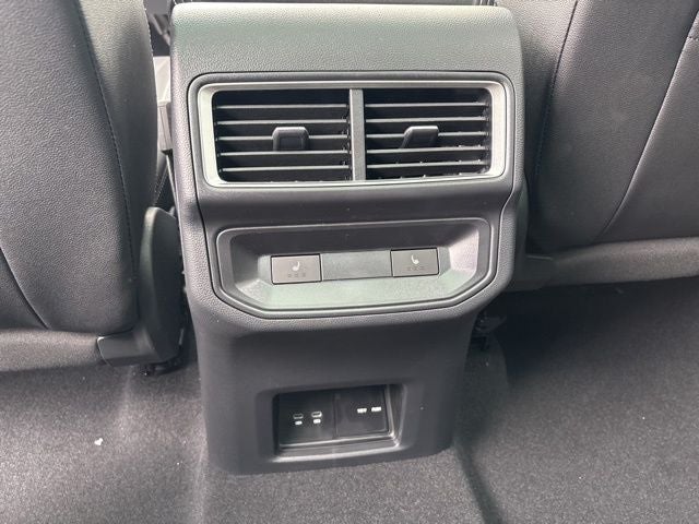 2025 Volkswagen Atlas Cross Sport 2.0T SEL Premium R-Line