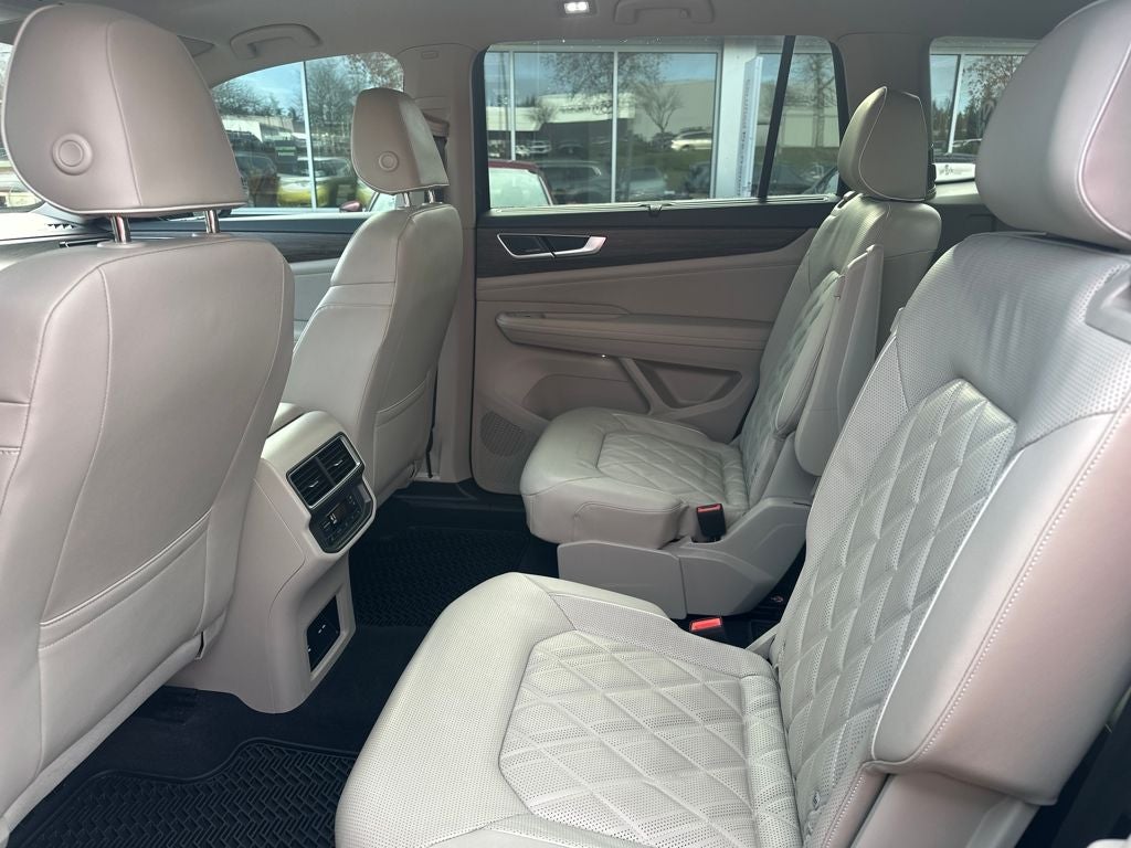 2024 Volkswagen Atlas 2.0T SEL Premium R-Line