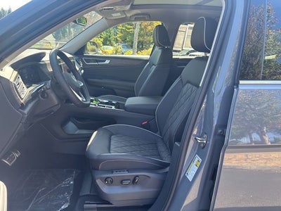 2025 Volkswagen Atlas 2.0T SEL Premium R-Line