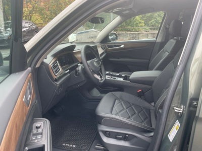 2026 Volkswagen Atlas SE w/Technology