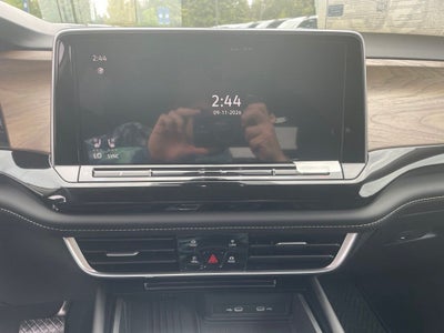 2026 Volkswagen Atlas SE w/Technology