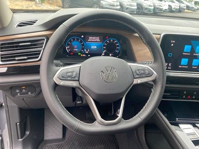 2026 Volkswagen Atlas 2.0T SE w/Technology