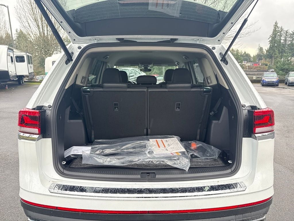 2026 Volkswagen Atlas 2.0T SE