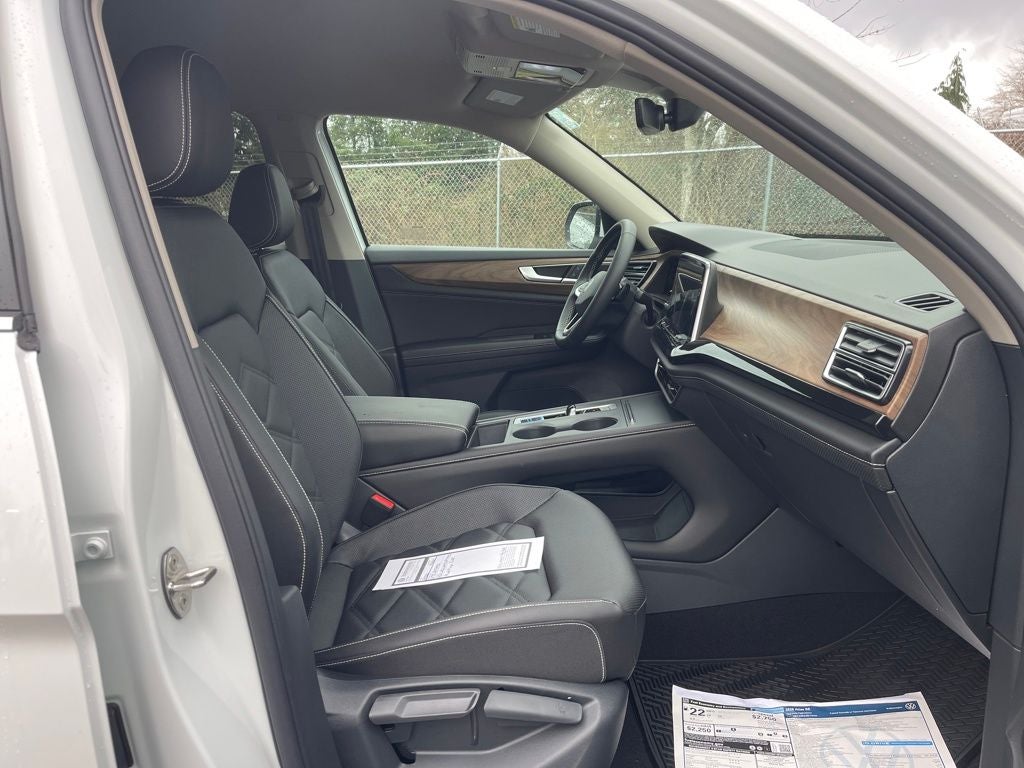 2026 Volkswagen Atlas 2.0T SE