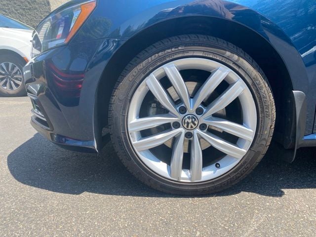 2019 Volkswagen Passat 2.0T Wolfsburg