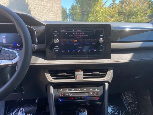 2025 Volkswagen Taos 1.5T SE Black