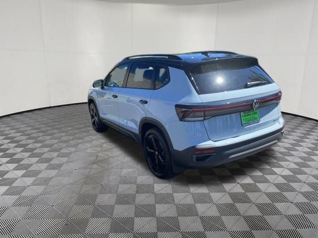 2025 Volkswagen Taos 1.5T SE Black