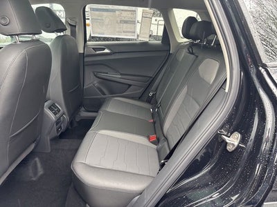 2025 Volkswagen Taos 1.5T SE Black