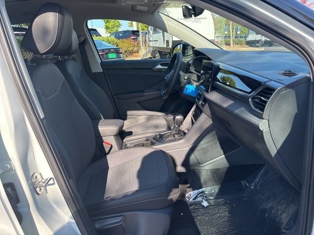 2025 Volkswagen Taos 1.5T SE Black