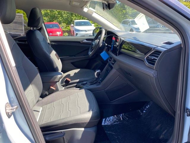 2026 Volkswagen Taos 1.5T SE Black