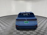 2026 Volkswagen Taos 1.5T SE Black