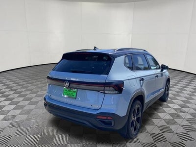 2026 Volkswagen Taos 1.5T SE Black
