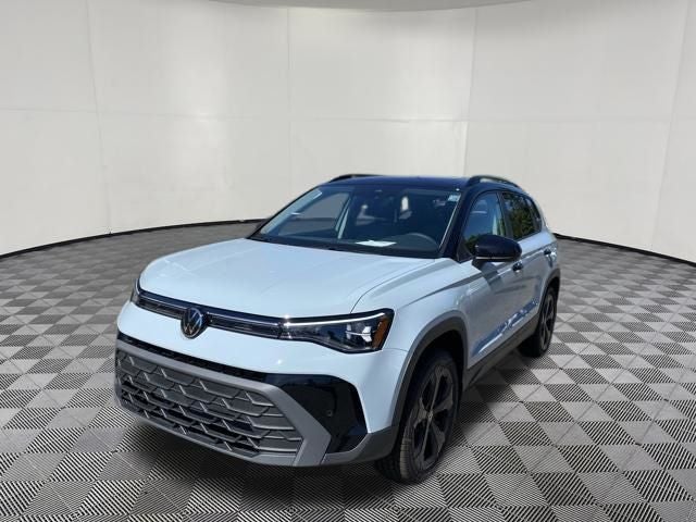 2026 Volkswagen Taos 1.5T SE Black