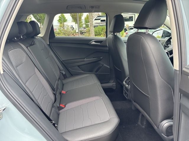 2025 Volkswagen Taos 1.5T SE Black