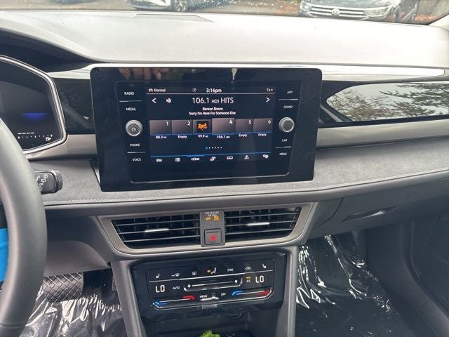 2025 Volkswagen Taos 1.5T SE Black