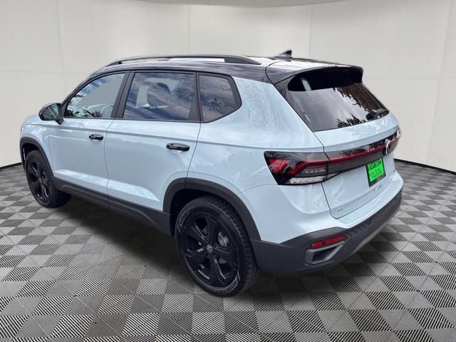 2025 Volkswagen Taos 1.5T SE Black