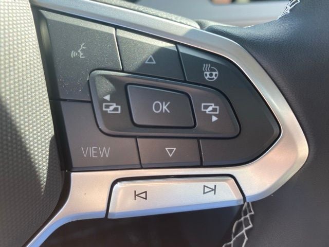 2025 Volkswagen Taos 1.5T SEL