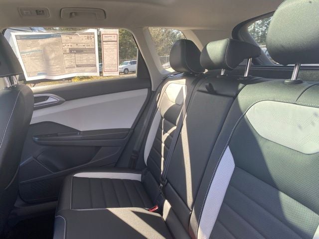 2025 Volkswagen Taos 1.5T SEL