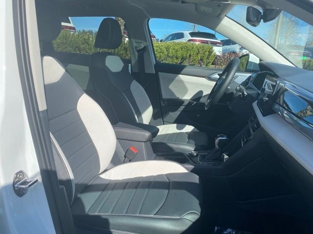 2025 Volkswagen Taos 1.5T SEL